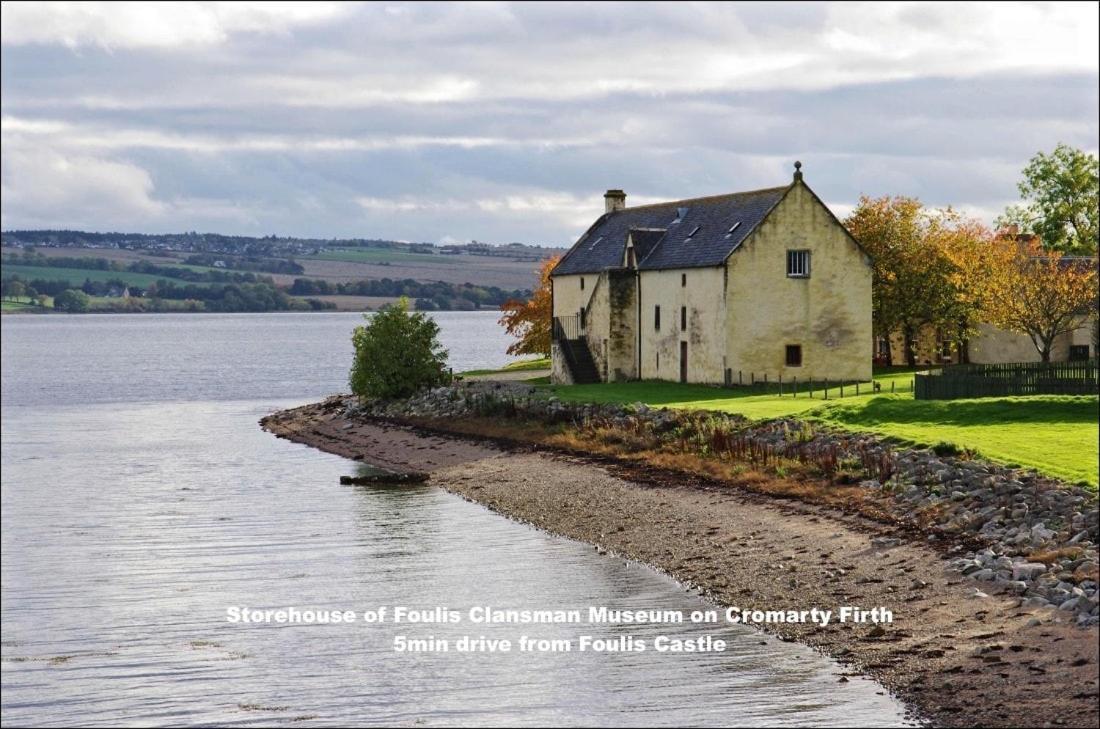 Foulis Castle Gate Lodge Evanton ภายนอก รูปภาพ